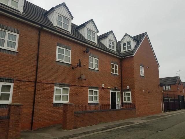 Flat for rent in Earlestown, St Helens