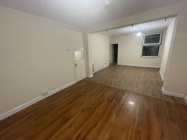 Flat for rent in Lee Bank, Isle Of Man