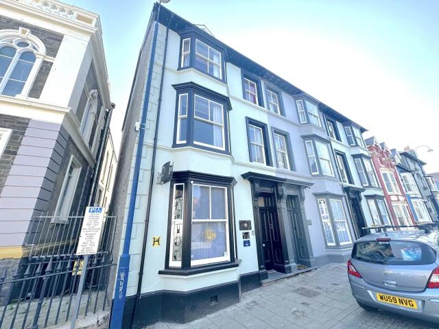 Flat for rent in Aberystwyth