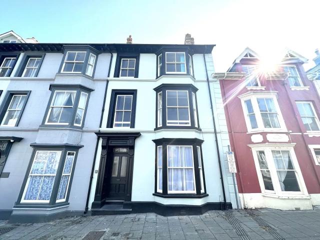 Flat for rent in Aberystwyth