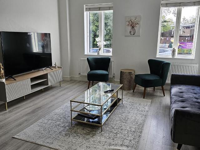 Flat for rent in North Finchley, Greater London
