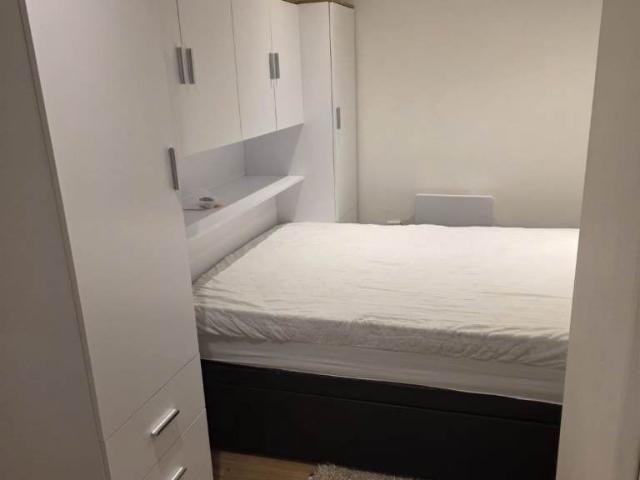 Flat for rent in London Borough of Croydon, Selsdon