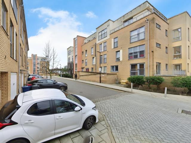 Apartment for rent in Greater London