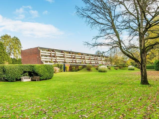 Flat for rent in Reigate, Reigate and Banstead