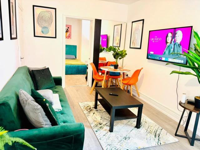 Flat for rent in Luton, Chatham
