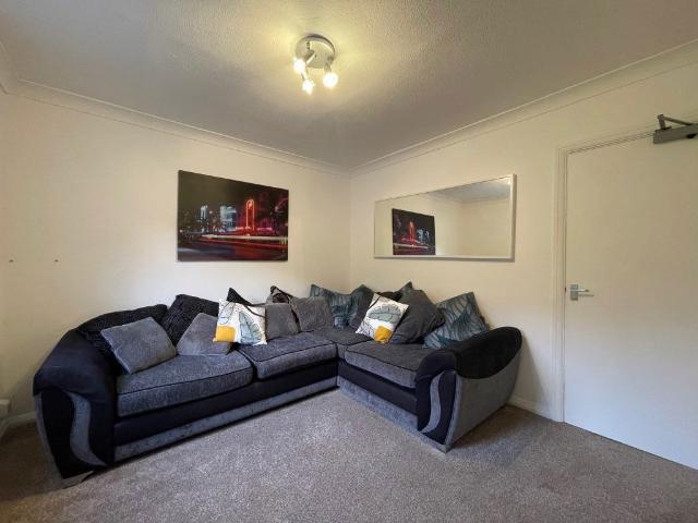 Flat for rent in Coldean, Brighton