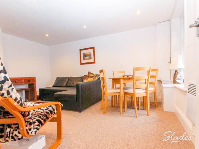 Flat for rent in Purewell, Christchurch