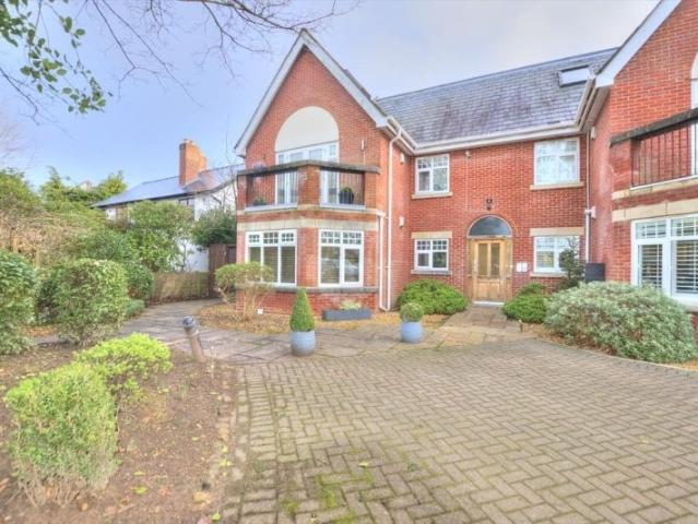Flat for rent in Formby, Little Altcar