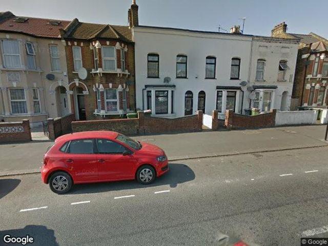 Flat for rent in Plaistow, Greater London