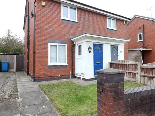 Flat for rent in Halewood, Halewood