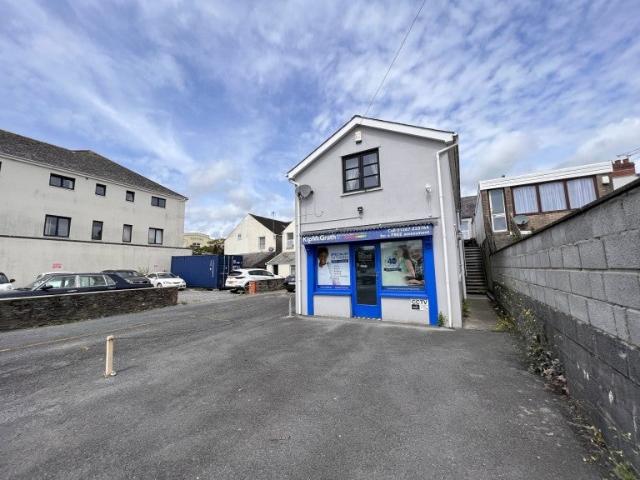 Flat for rent in Johnstown, Carmarthen