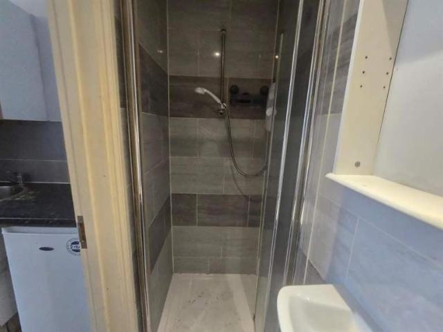 Flat for rent in London Borough of Bromley, Greater London
