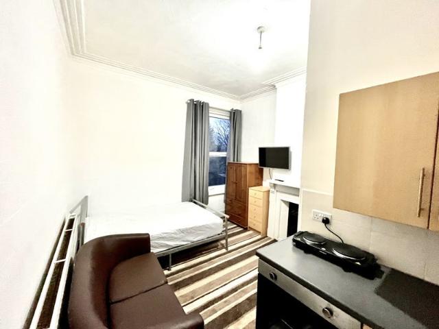 Flat for rent in Osgathorpe, Isle Of Man