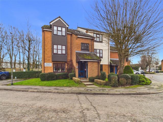 Flat for rent in Stokenchurch, Buckinghamshire