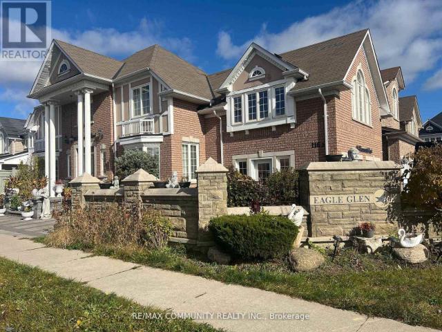 Apartment for rent in Meadow Ridge, Ajax