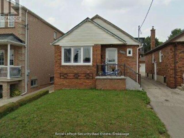 Apartment for rent in Woburn, Ontario