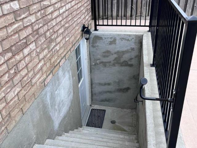 Apartment for rent in Hamilton, Golden Horseshoe