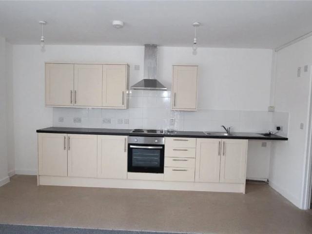 Flat for rent in Spring Vale, Hampshire