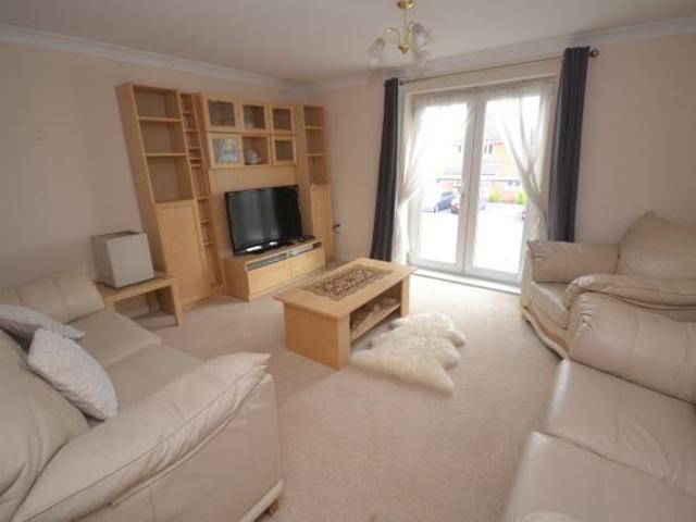 Flat for rent in Whitley Wood, Reading