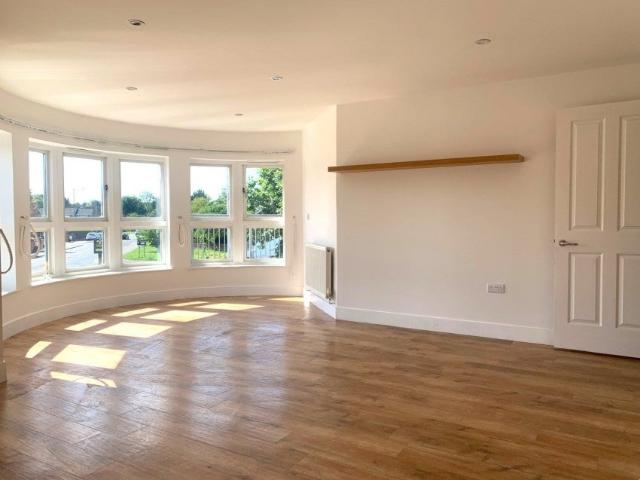 Flat for rent in Farnham Common, Buckinghamshire