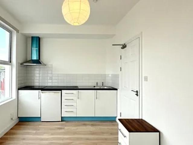 Flat for rent in London Borough of Lewisham, Forest Hill