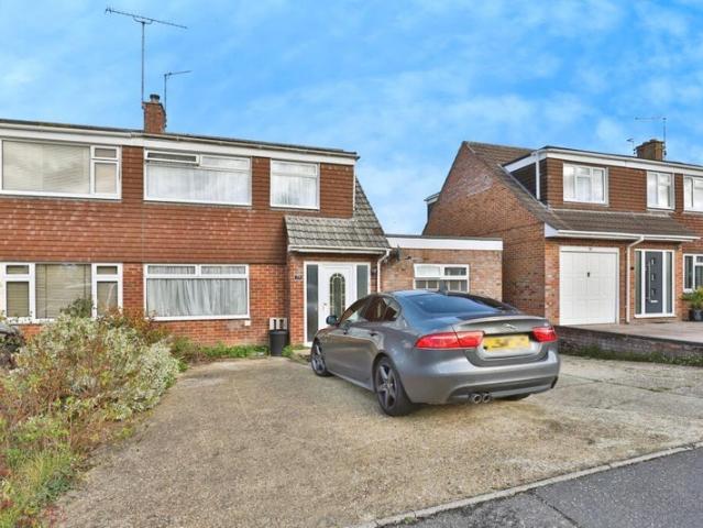 Flat for rent in Canford Heath, Poole