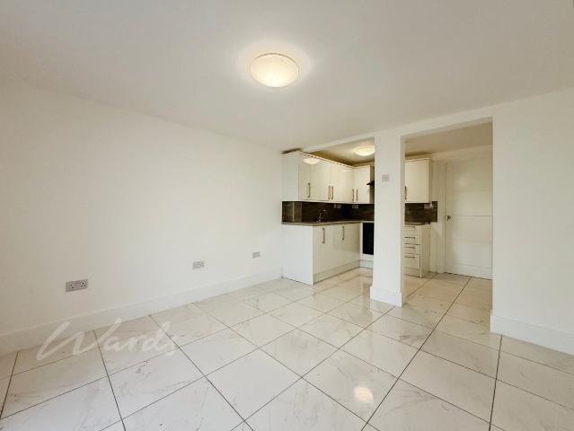 Flat for rent in Greenhithe, Dartford