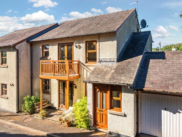 Flat for rent in Levens