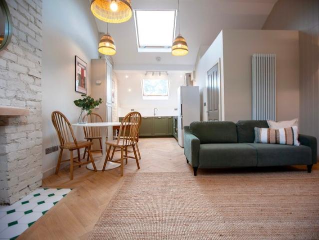 Flat for rent in West Didsbury, Manchester