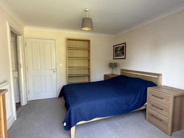 Flat for rent in Pengam Green, Falcon Lodge