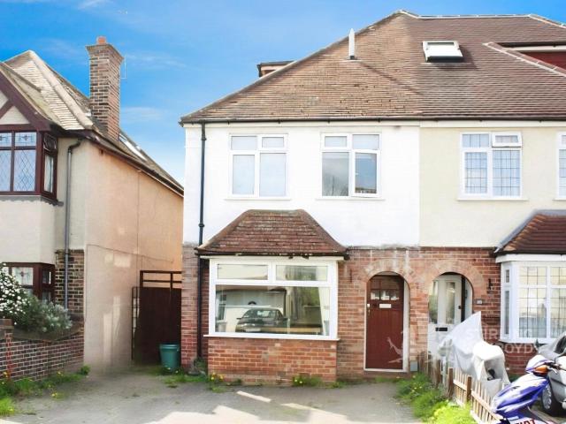 Flat for rent in Westborough