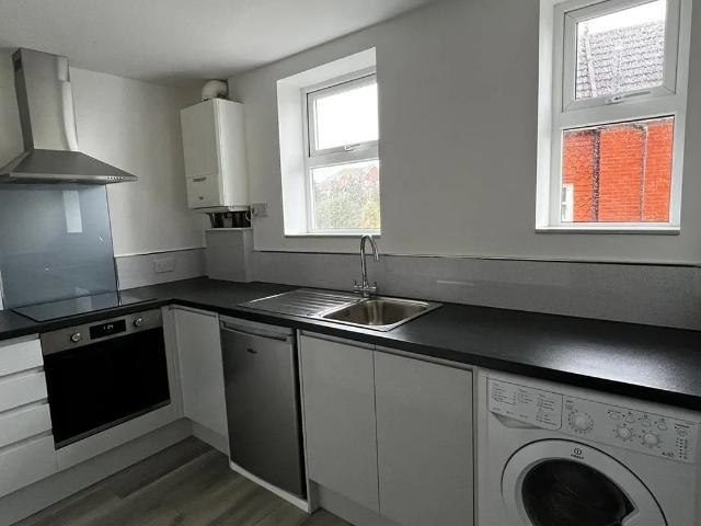 Flat for rent in Bridgemere, Eastbourne