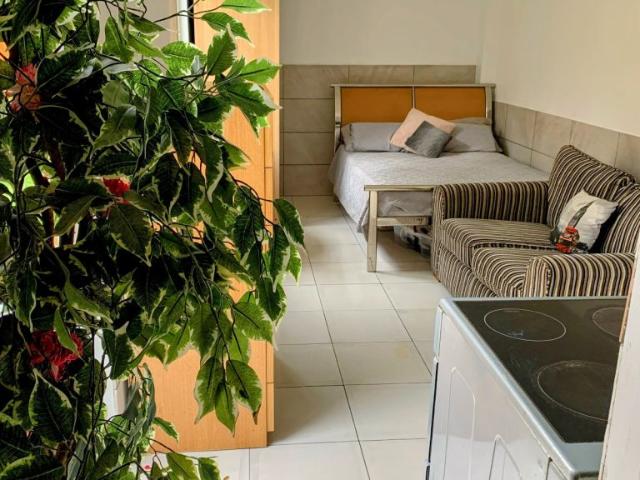 Flat for rent in Beddington, Greater London