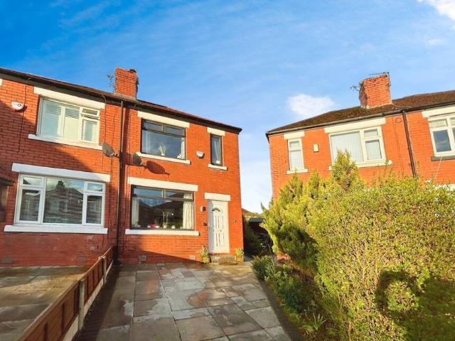 Flat for rent in Bramhall, Stockport