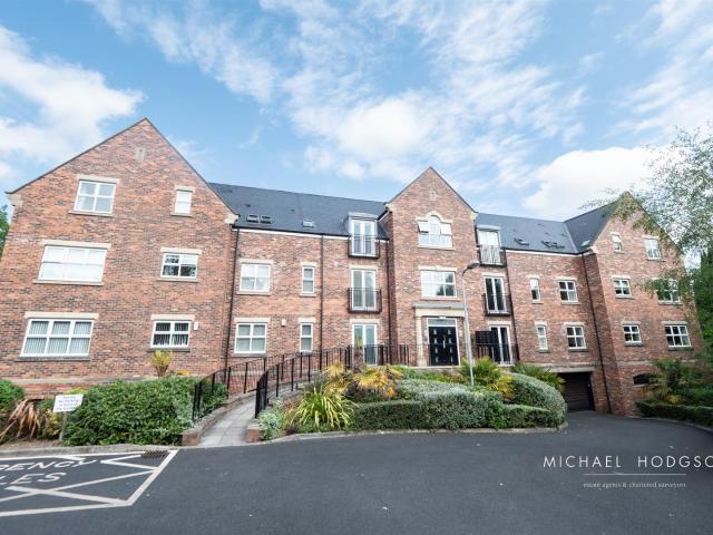 Flat for rent in Hill View, Sunderland