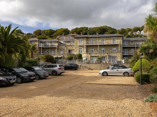 Flat for rent in Cowlease, Ventnor