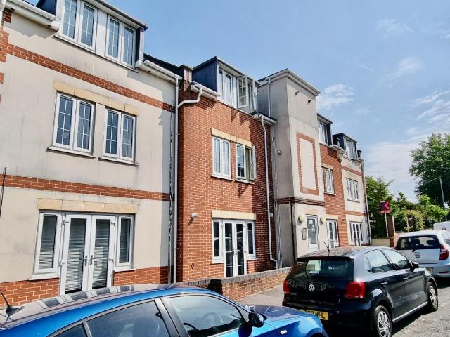 Flat for rent in Feckenham, City Of Bristol