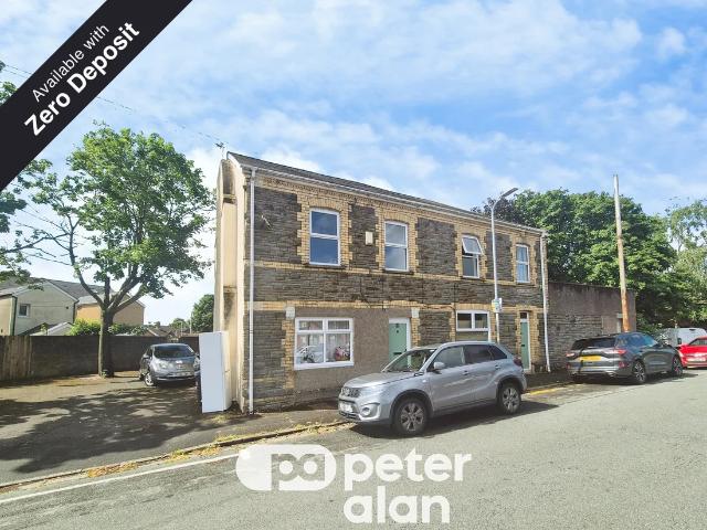 Flat for rent in Pillgwenlly, Wales