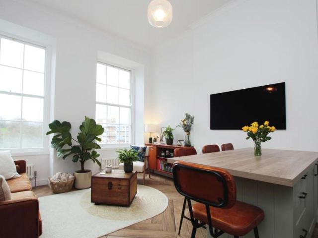 Flat for rent in Spike Island, Feckenham
