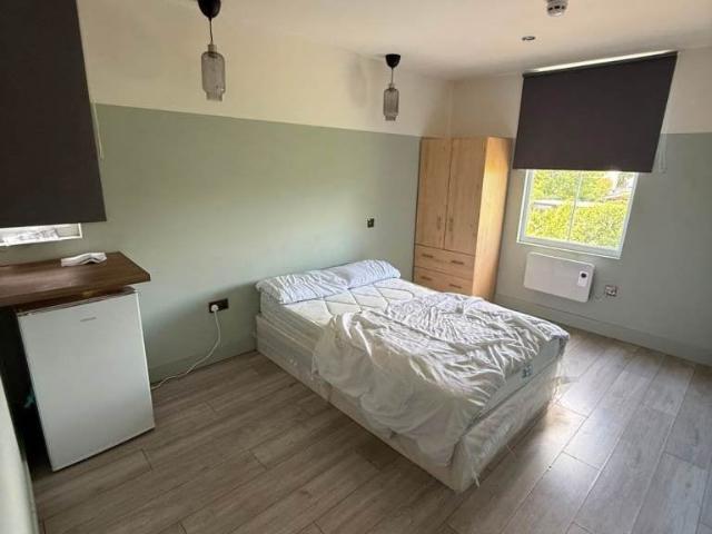 Flat for rent in London Borough of Lewisham, Greater London