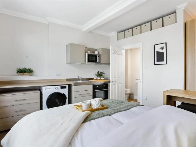 Flat for rent in Wallington, Greater London