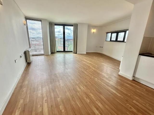 Flat for rent in St Ann's, Haddon