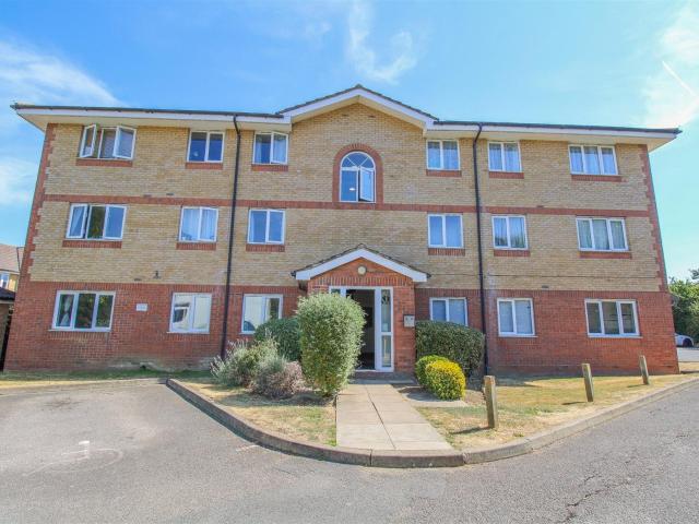 Flat for rent in Church Langley, Harlow