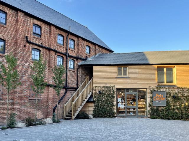 Flat for rent in Littlecote, West Sussex