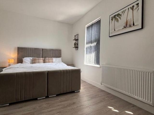 Flat for rent in Moss Side, Georgia