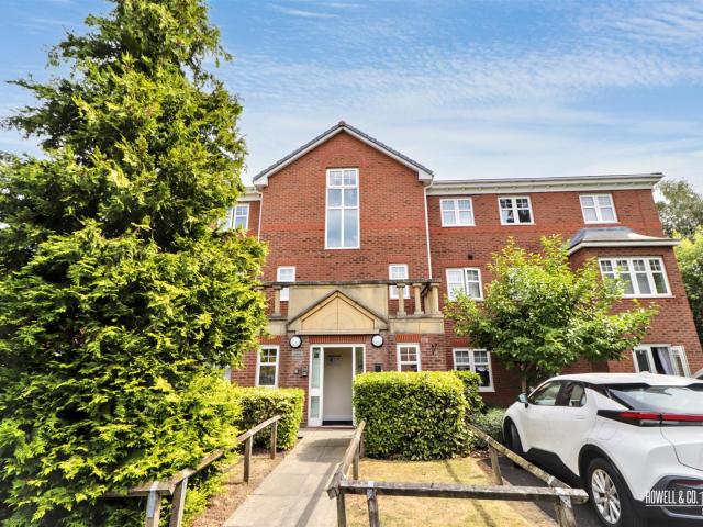 Flat for rent in Whitecross, Warrington