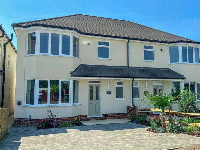 Apartment for rent in Molesey, Elmbridge
