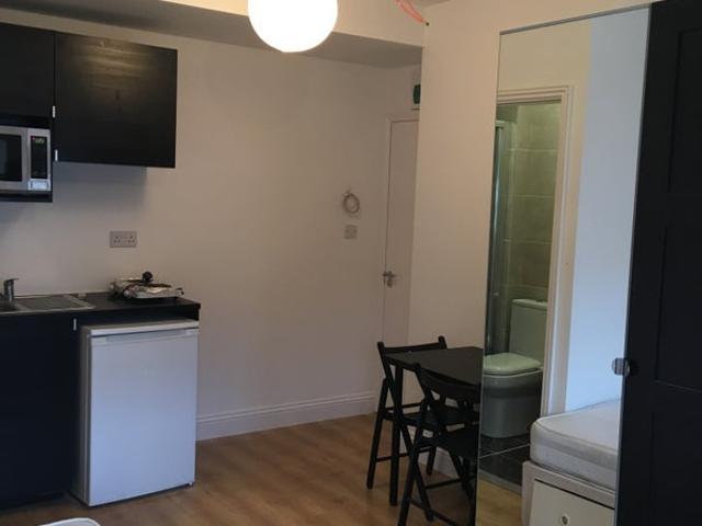 Flat for rent in West Tokyngton, Greater London