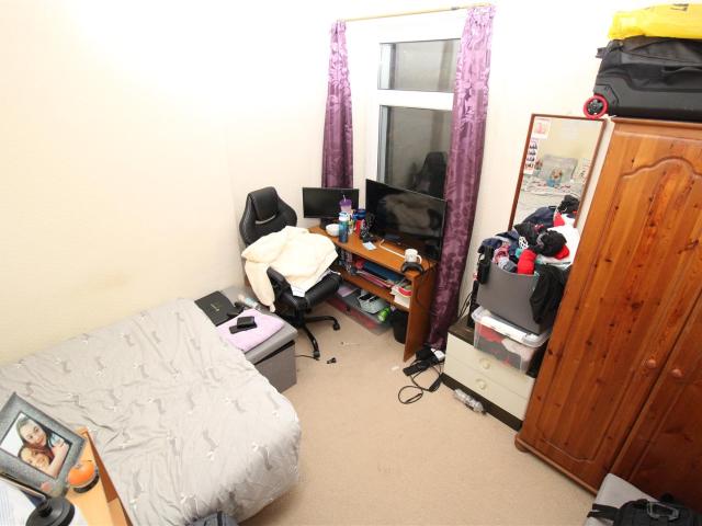 Flat for rent in Hawthorn, Pontypridd