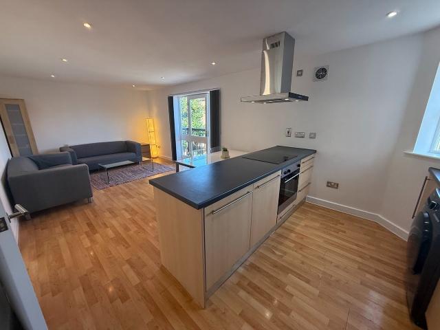 Flat for rent in Camberwell, Greater London